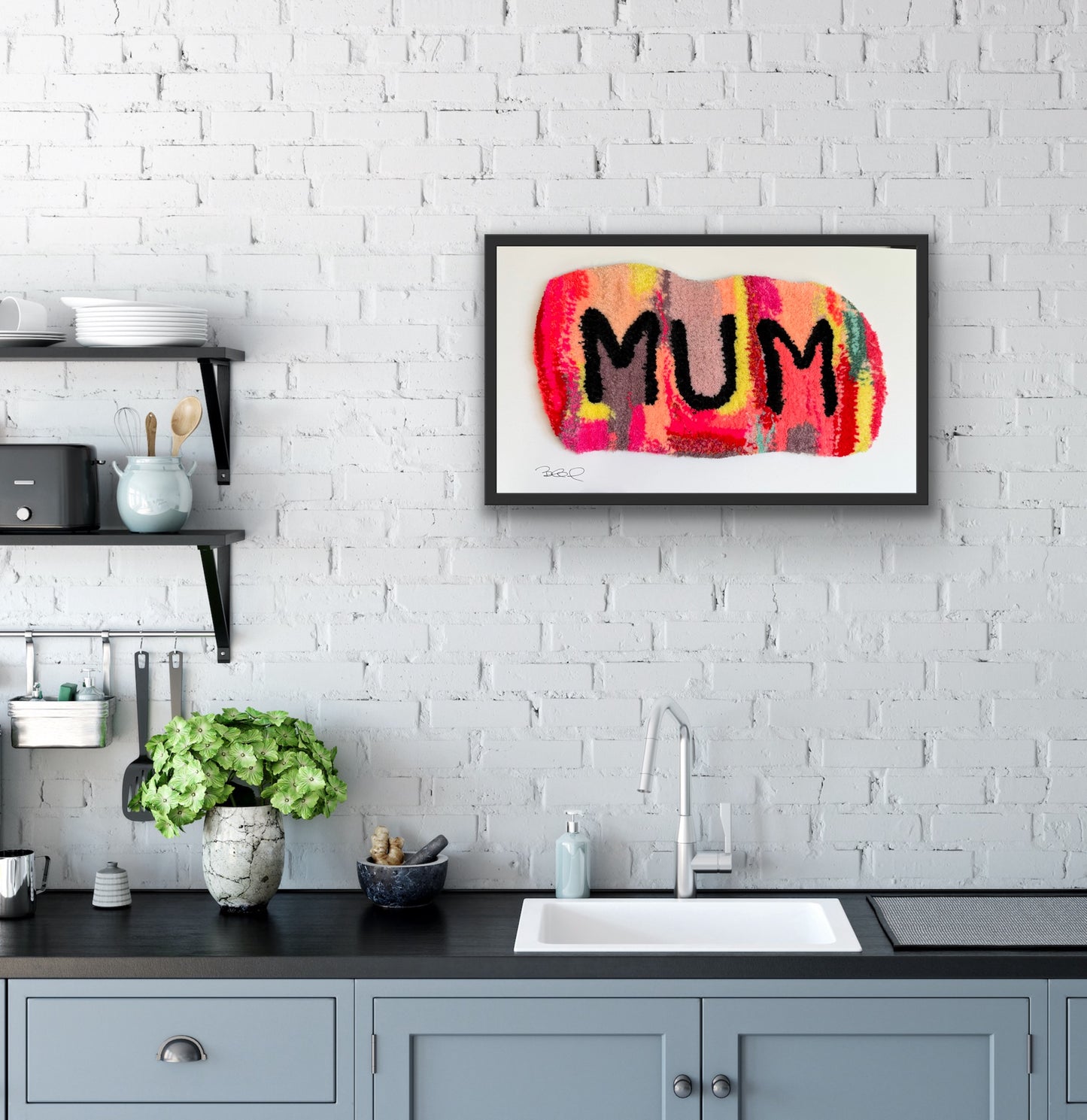 “MUM” unika tuft