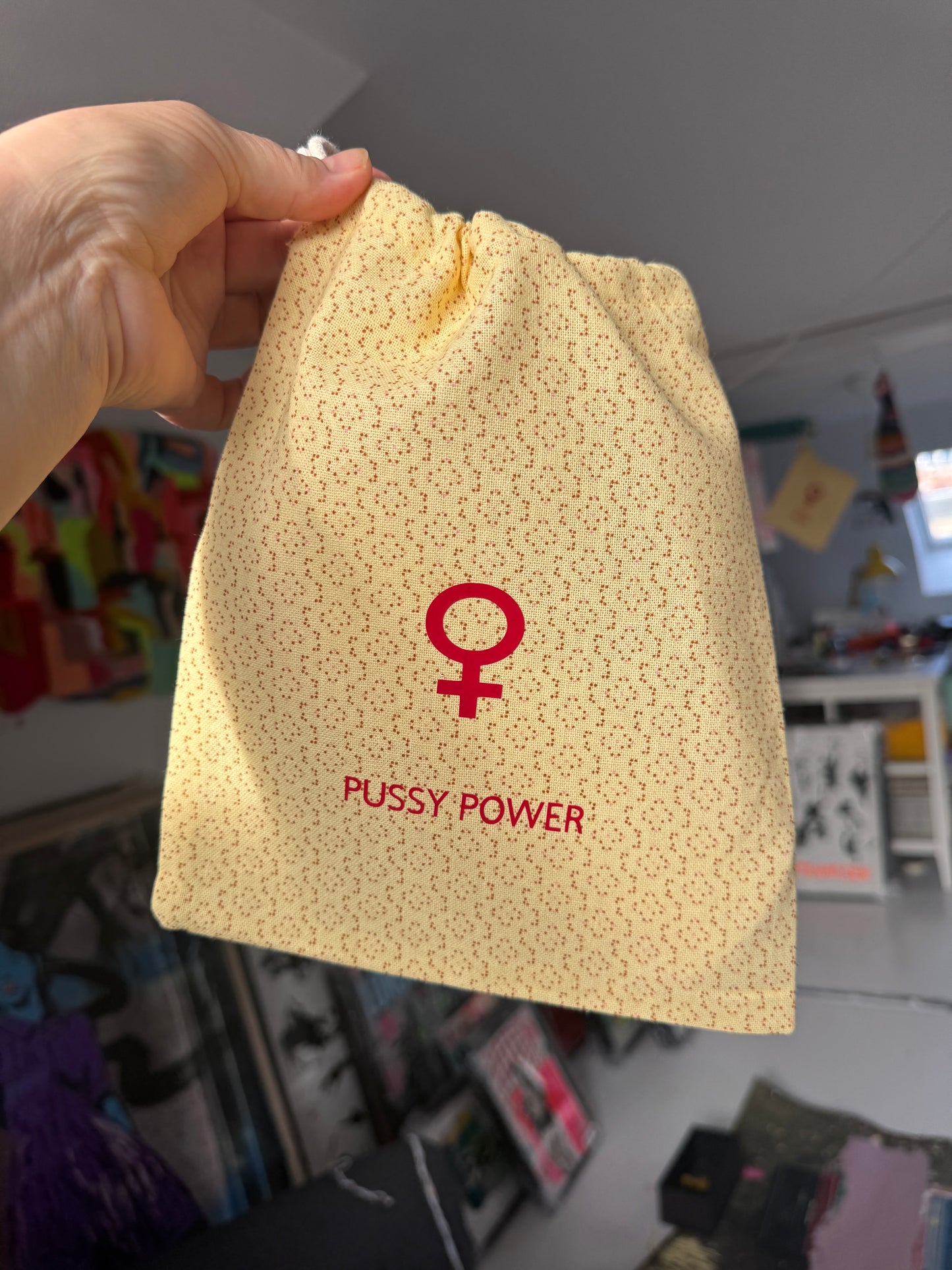 Pussy Power pose