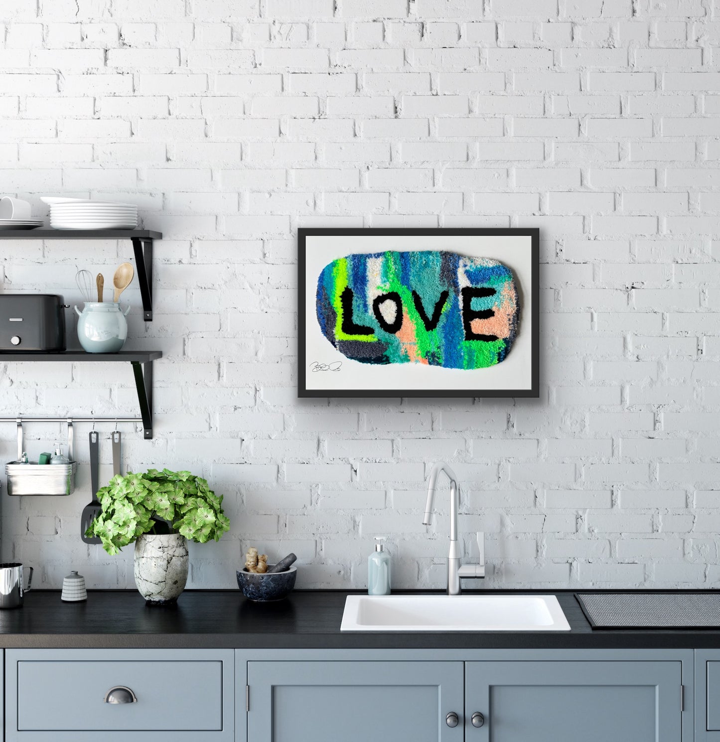 “LOVE” unika tuft 33x43 cm