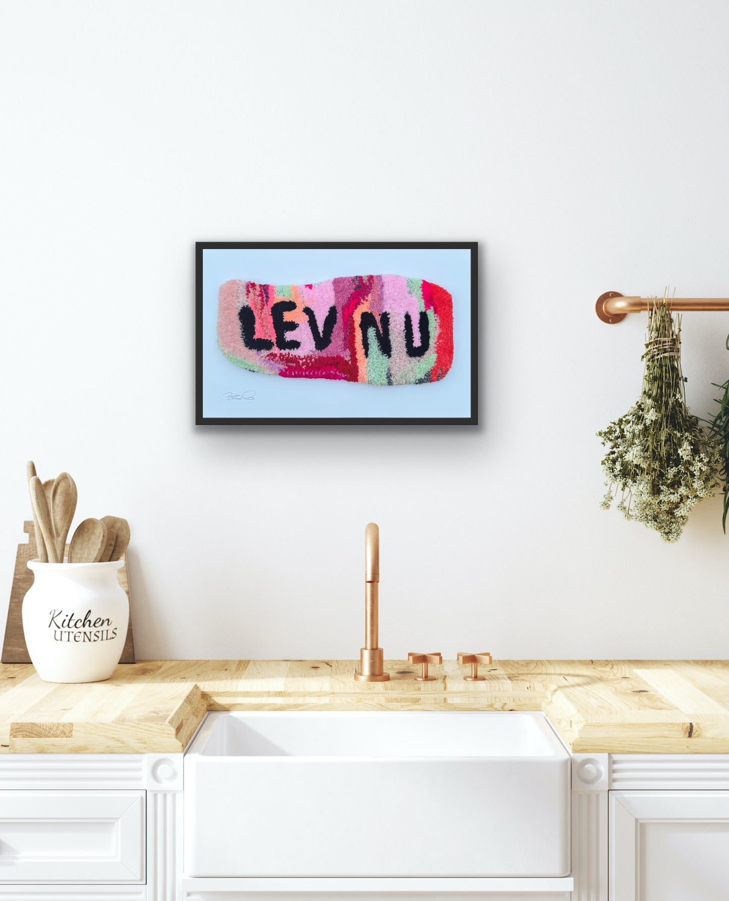 “LEV NU”