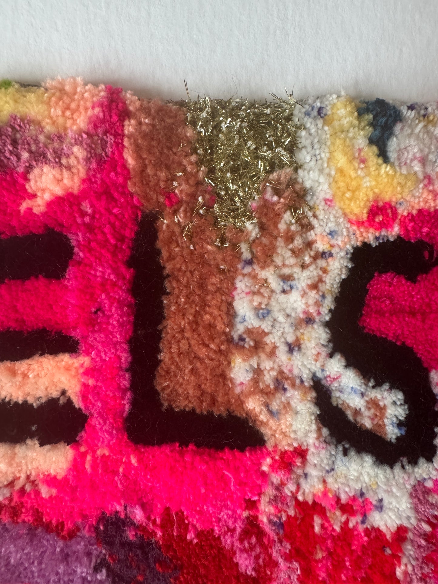 “ELSK” Unika tuft